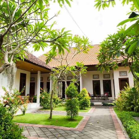 Manda Homestay Sanur Extérieur photo